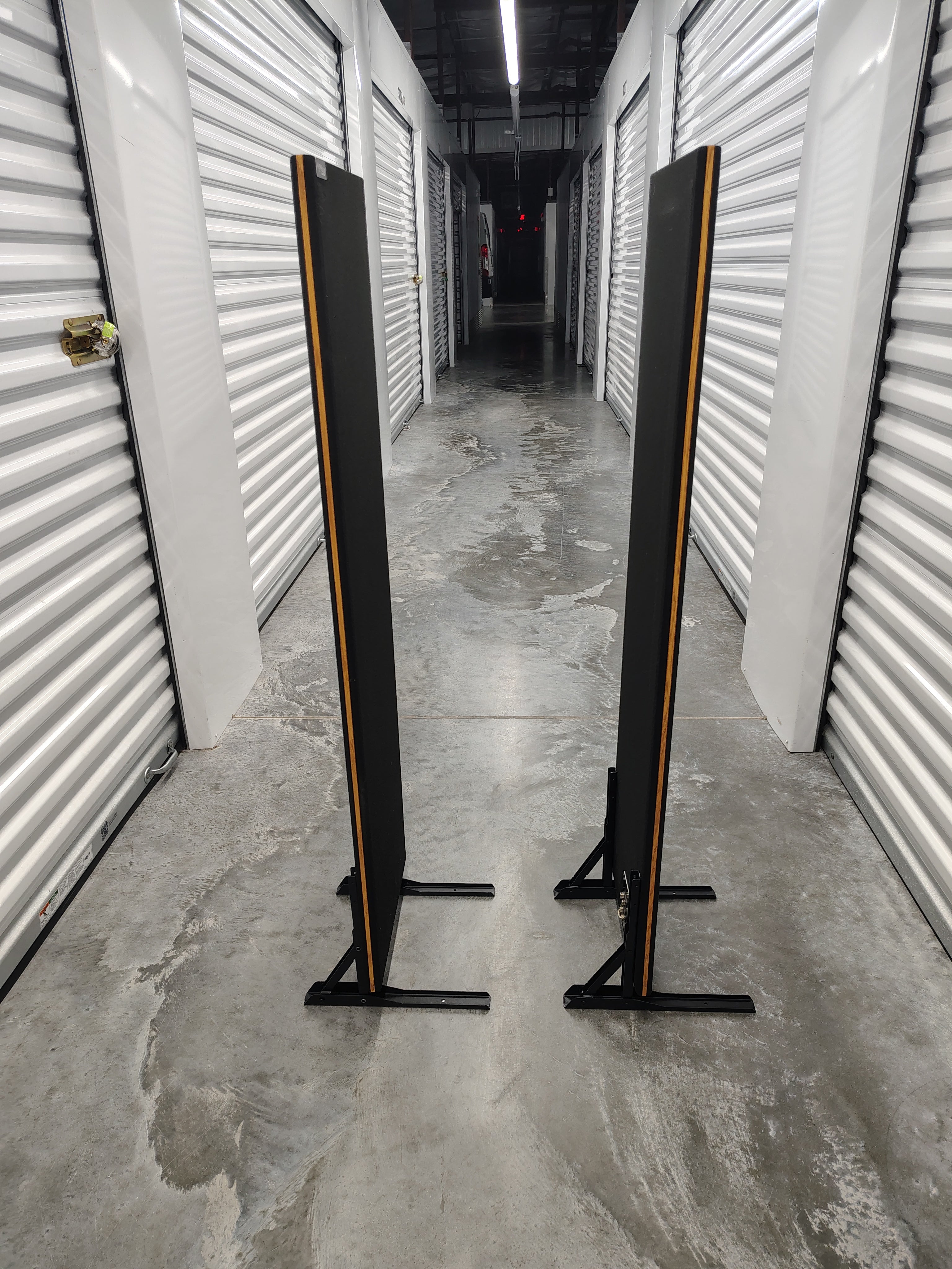 Magnepan MMG Speakers