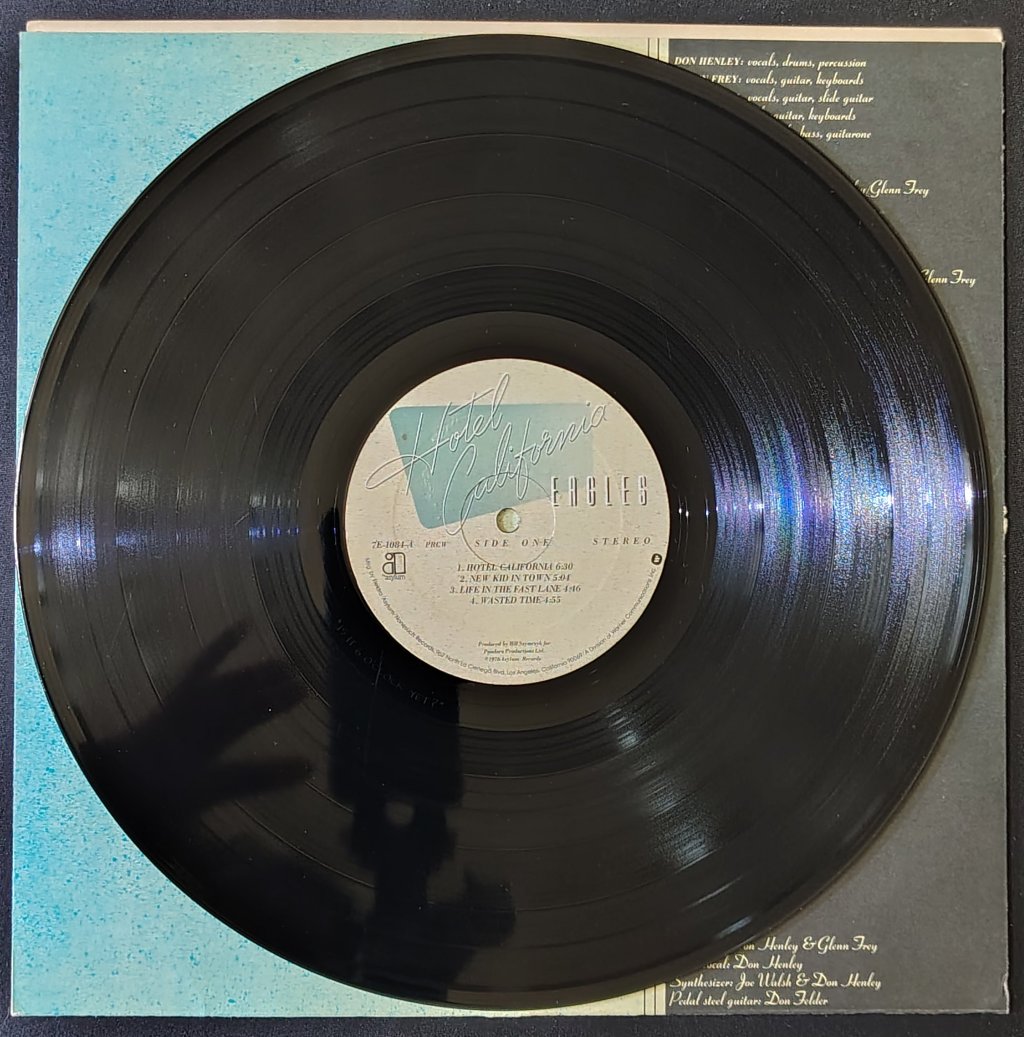 The Eagles - Hotel California