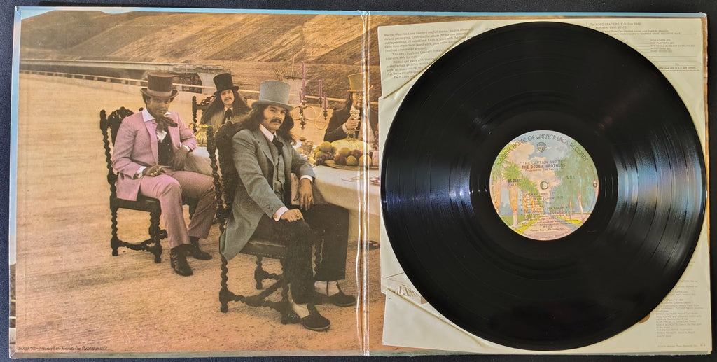 The Doobie Brothers - The Captain and Me